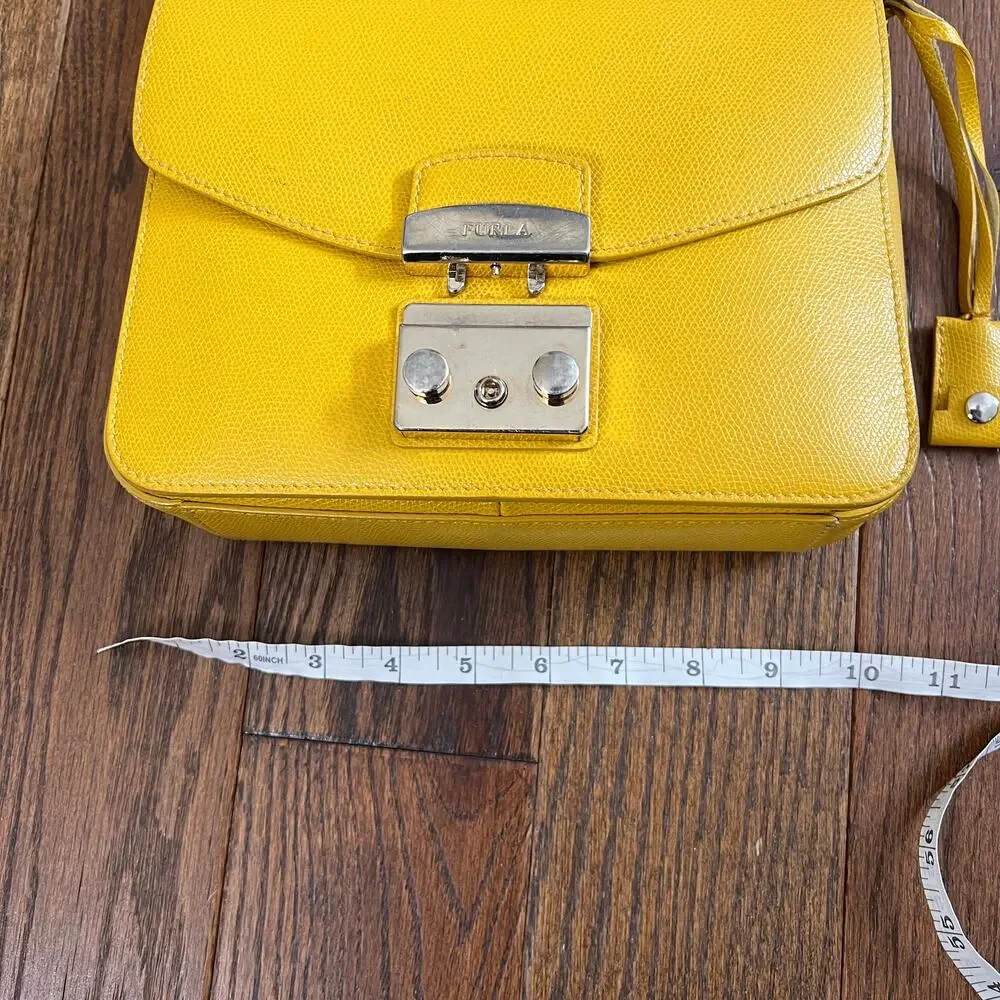 Furla Metropolis Yellow crossbody Bag Leather